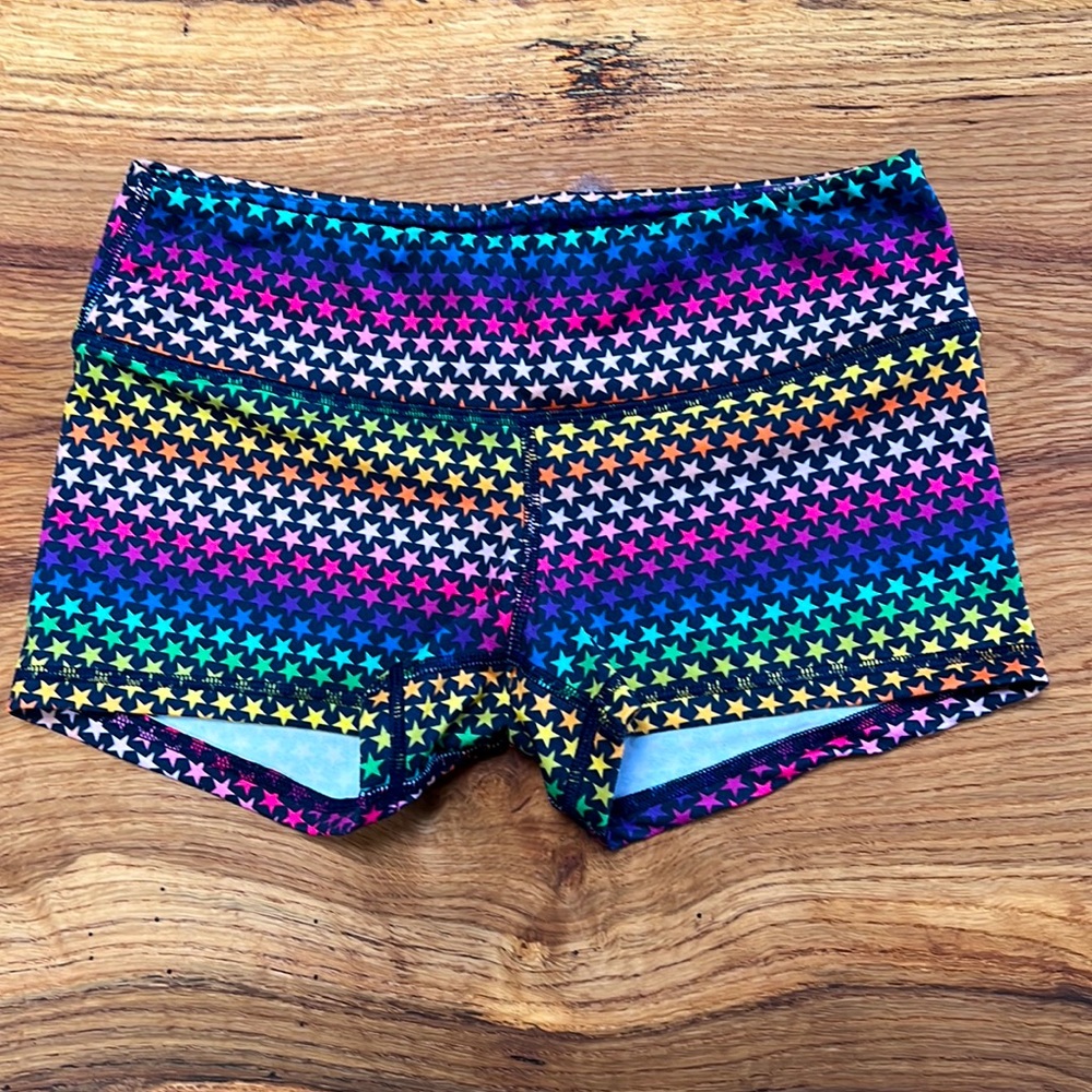 FLEO stars shorts size SMALL